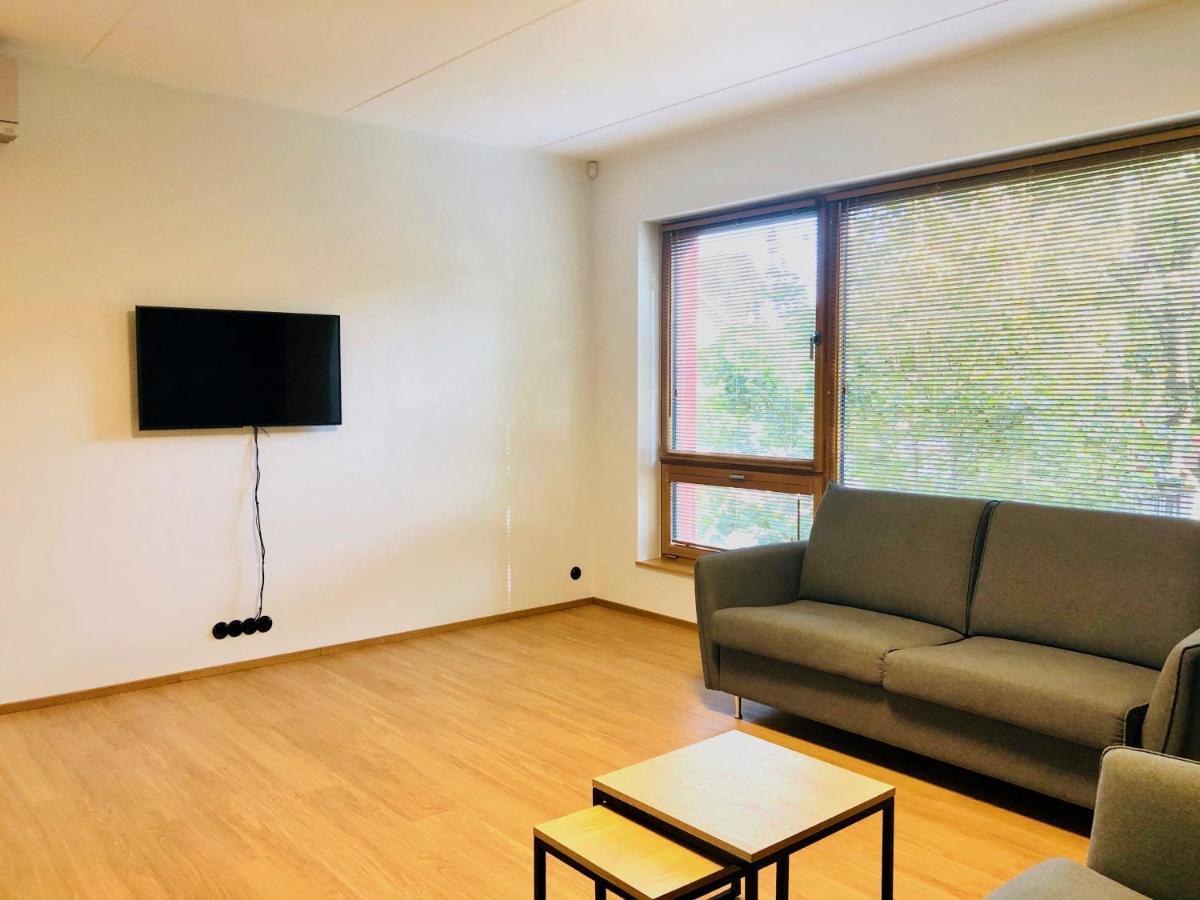 Self-Check-In Spacious 1 Bedroom Apartment With Free Parking Talin Exterior foto