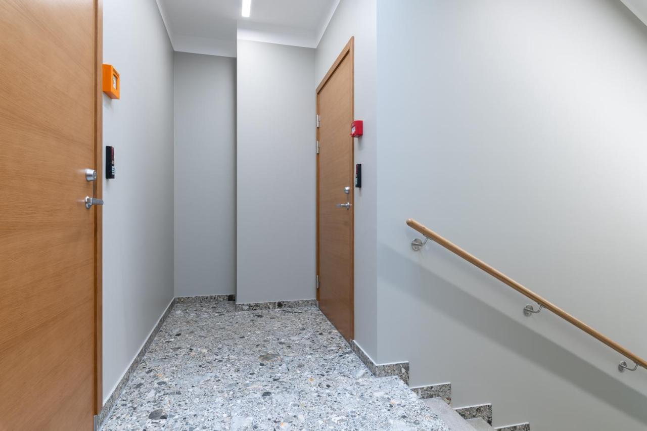 Self-Check-In Spacious 1 Bedroom Apartment With Free Parking Talin Exterior foto